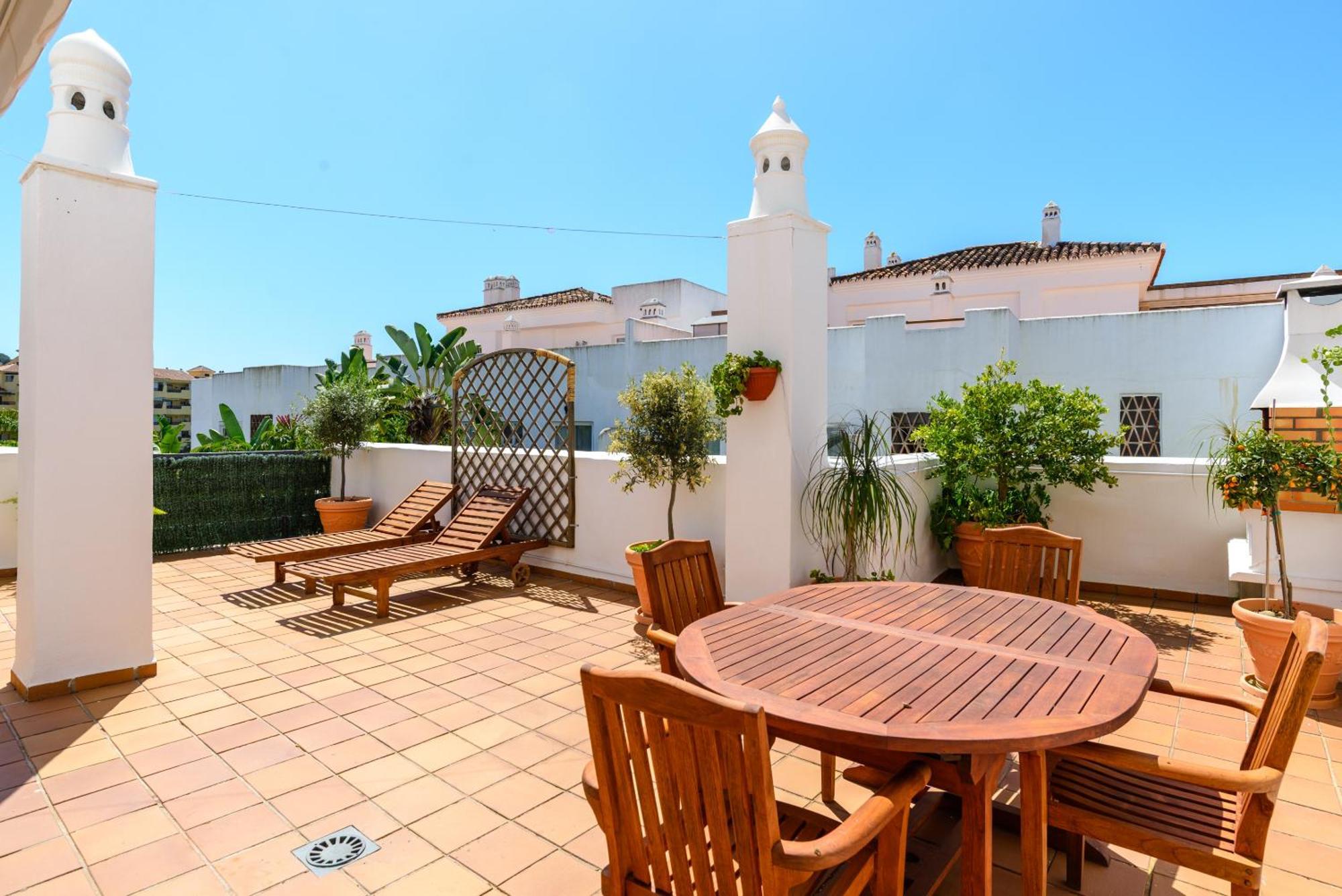 Bed and Breakfast Golf Hills Estepona Exterior foto