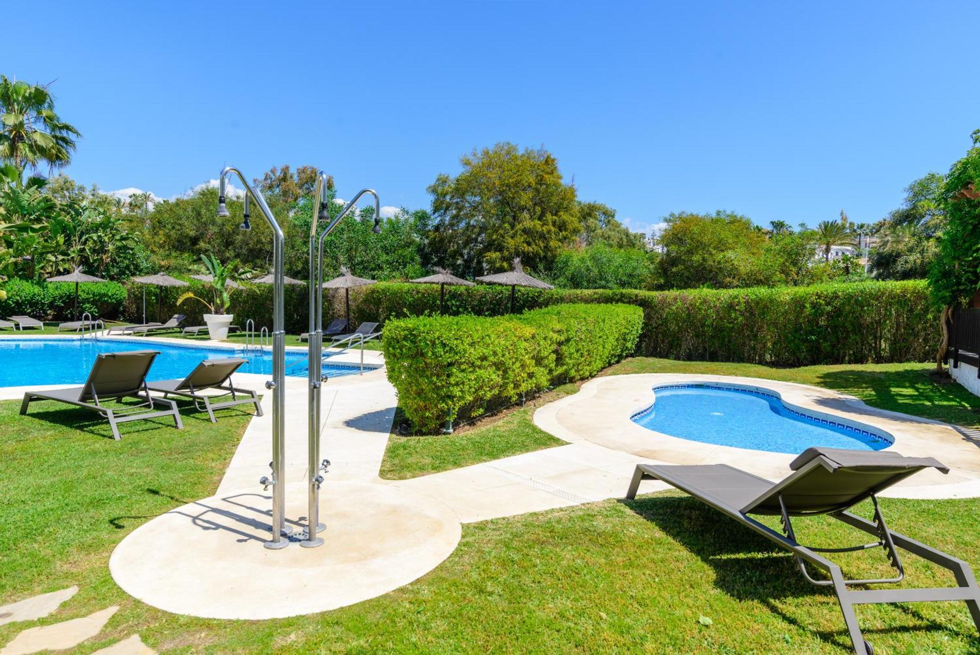 Bed and Breakfast Golf Hills Estepona Exterior foto